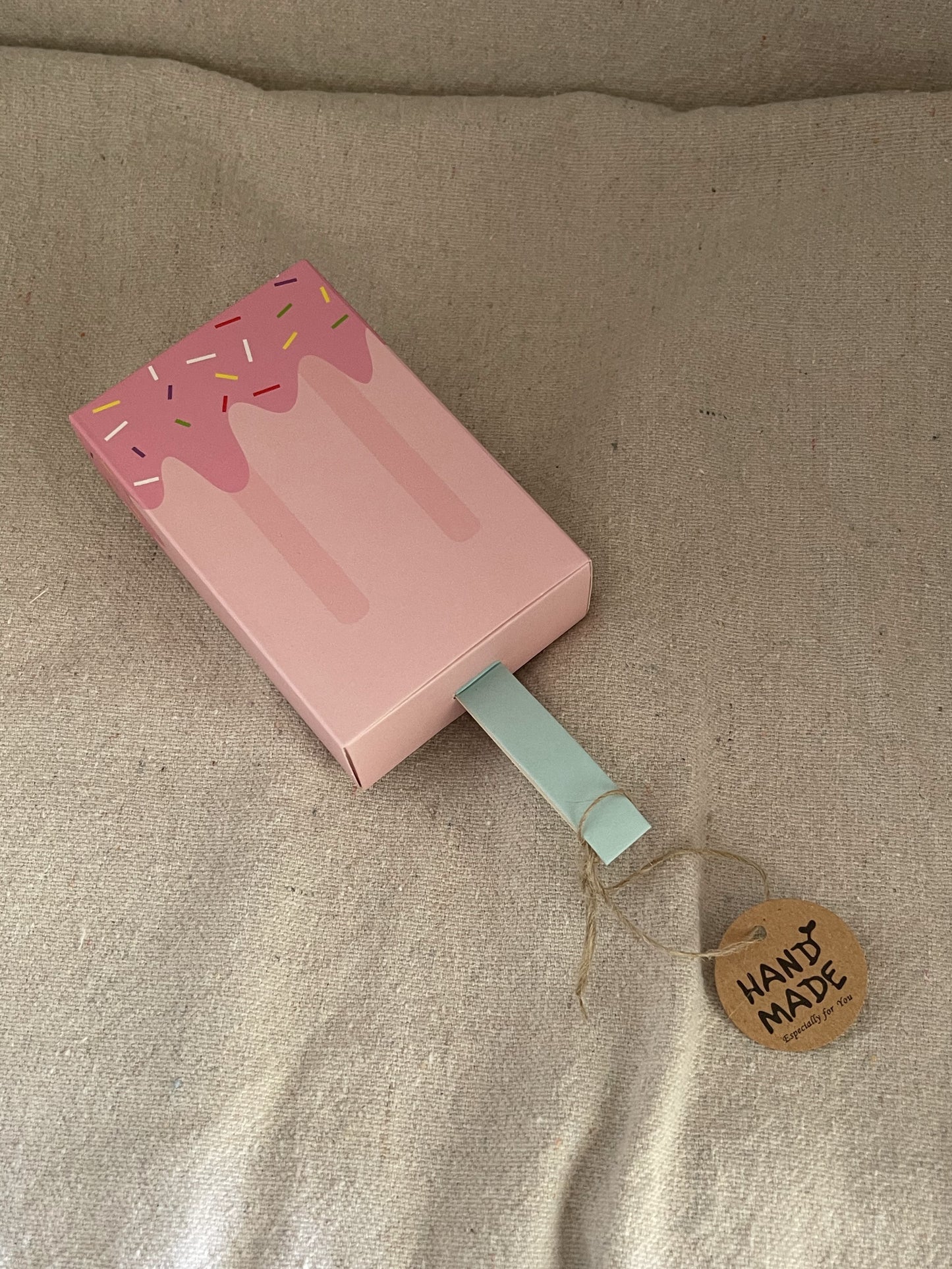 Mousicle - Sweet Treat Box with a Little Girl House along with some accessories.