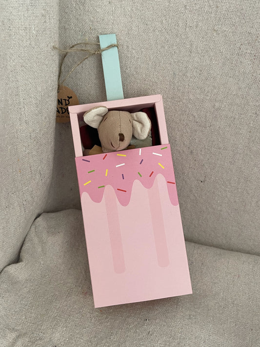 Mousicle - Sweet Treat Box with a Little Girl House along with some accessories.